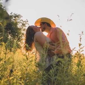 Meet your Posher, Alli